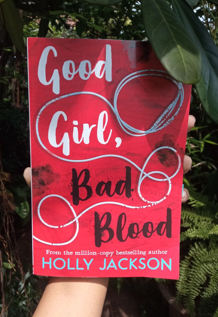vie2202's tweet photo. Currently reading "Good Girl, Bad Blood". Almost done tho.. But the next book hasn't arrived yet. What should I read to fill the gap? Any suggestion? https://t.co/WYHHJOhjKQ