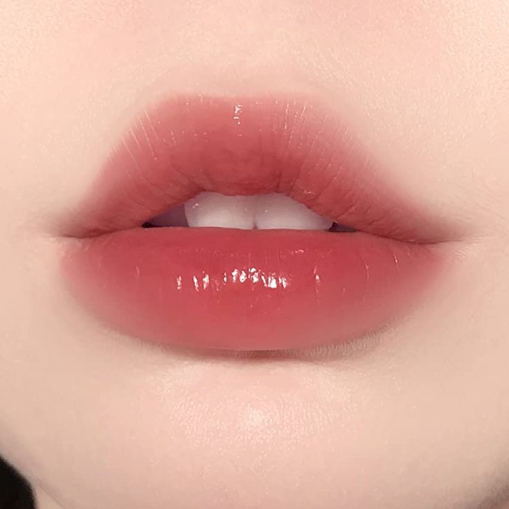 fleurtyflowy's tweet photo. ˗ˏˋ ꒰ Rekomendasi lip care produk pelembab bibir under 100k 🍓꒱ ˎˊ˗

(berdasarkan produk yang pernah aku pake) https://t.co/IxayVSjkxS