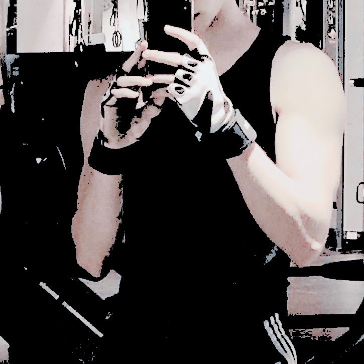 frostpuck's tweet image. 📍  the  destination.