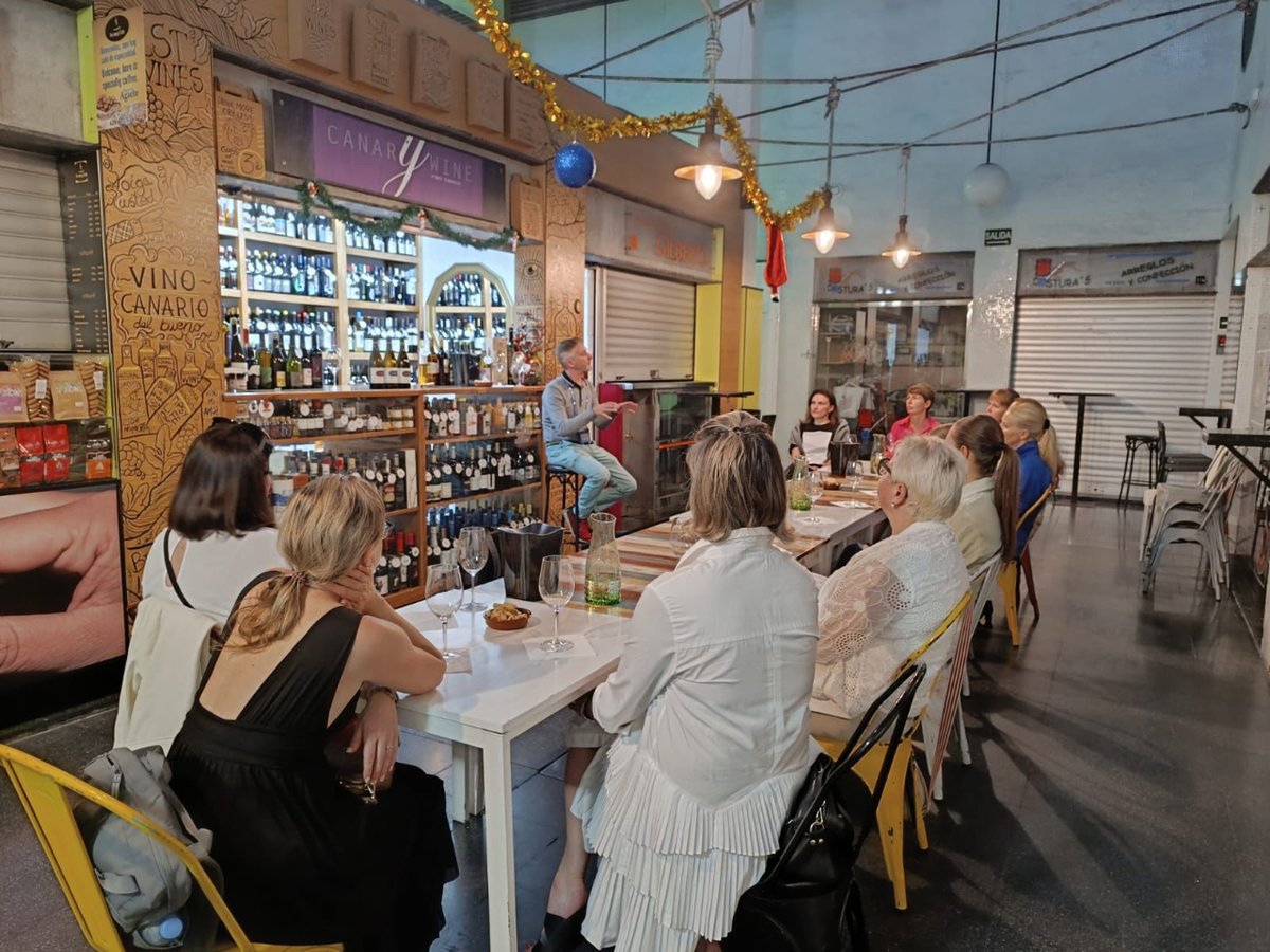 Lituania es un destino turístico de interés para Gran Canaria. En diciembre, agentes de viajes de ese país, estuvieron conociendo las bondades de la #rutadelvinodegrancanaria, el #enoturismo y el #turismoactivo en Gran Canaria, gracias a Personal Tour y Canary Wine