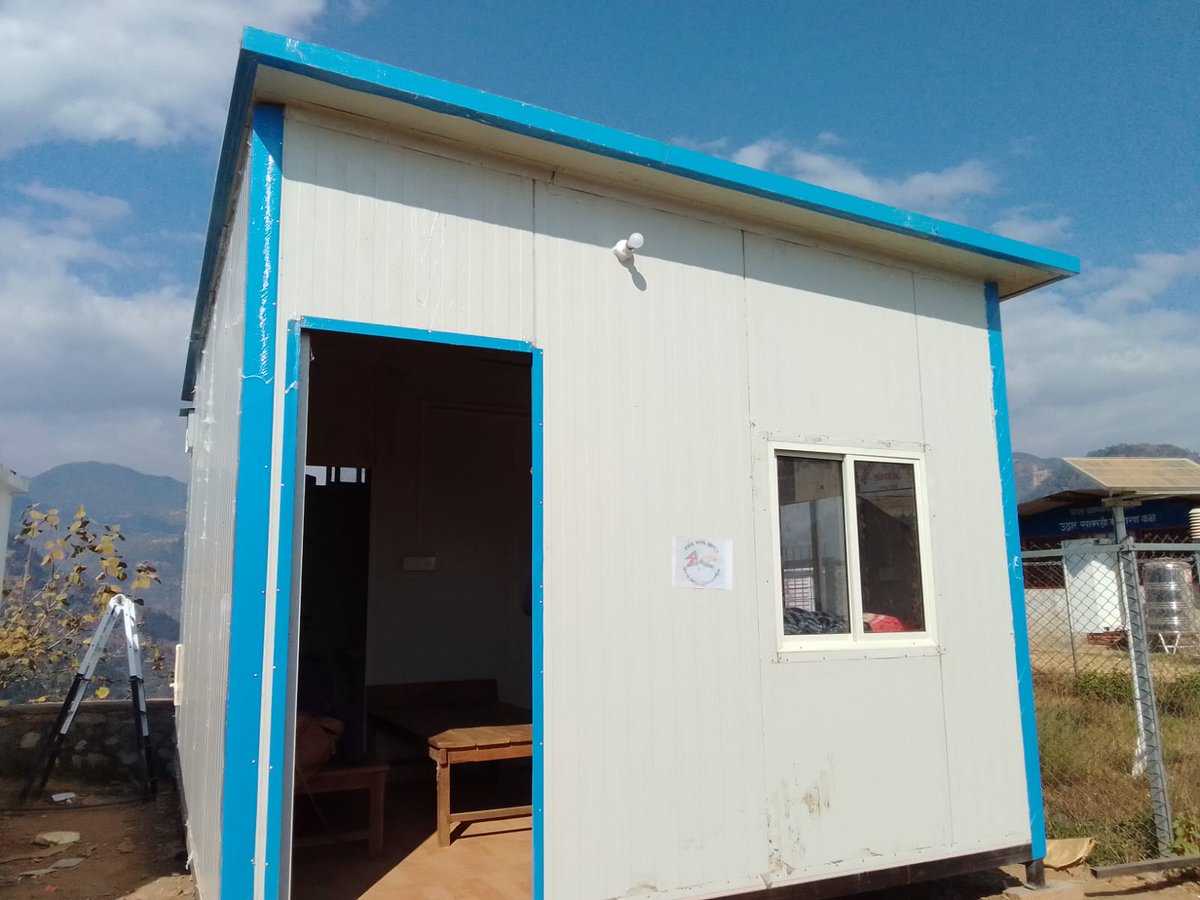 Completed installation of first of the 200 pre-fabricated houses at Jajarkot.

These were handed over to Government of Nepal during the  recent visit of EAM @DrSJaishankar to Kathmandu.
#BuildingBackBetter
#NepalBharatSahyog
@MofaNepal
@NDRRMA_Nepal
@NPSaudnc