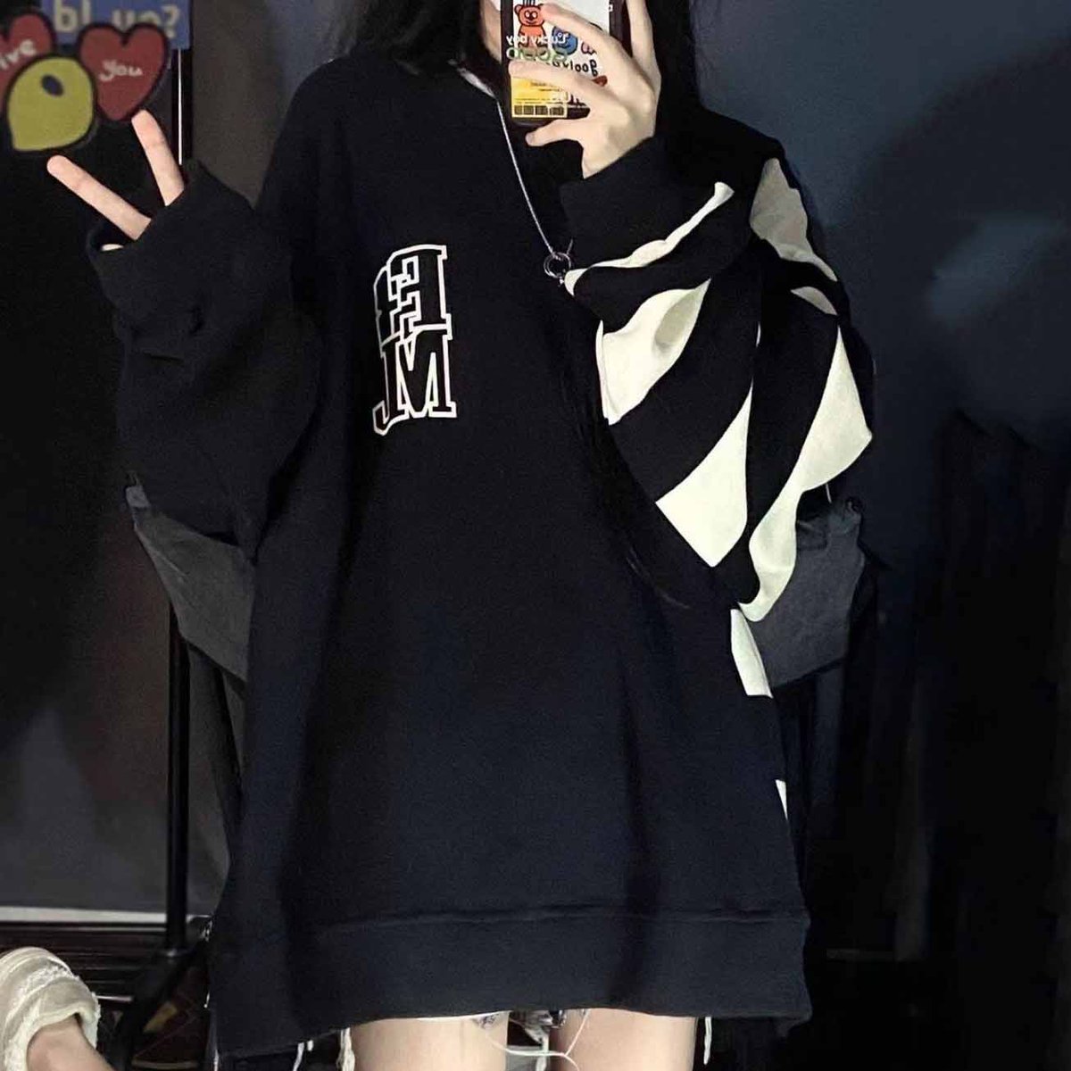PgwowF's tweet photo. 今日のコーデ😘
https://t.co/wV4eFv5J2a
商品番号：117001
￥1,599~1,799（税込）  
【イベント】 
新作が続々登場！特別価格でお洒落アイテムをゲットしよう！
#pgwow #pgwow_shop #韓国ファッション #新作入荷 #春コーデ #今日の私服 #コーデ #人気商品 #大人女子 https://t.co/uHUjRd7AsU