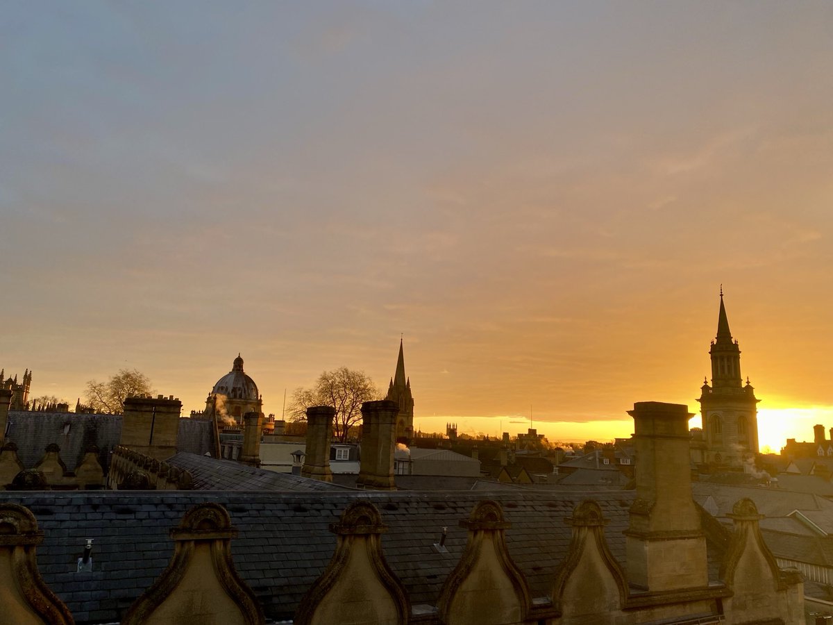 boaterjon's tweet photo. #sunrise over #Oxford https://t.co/ySLQuMAVMR