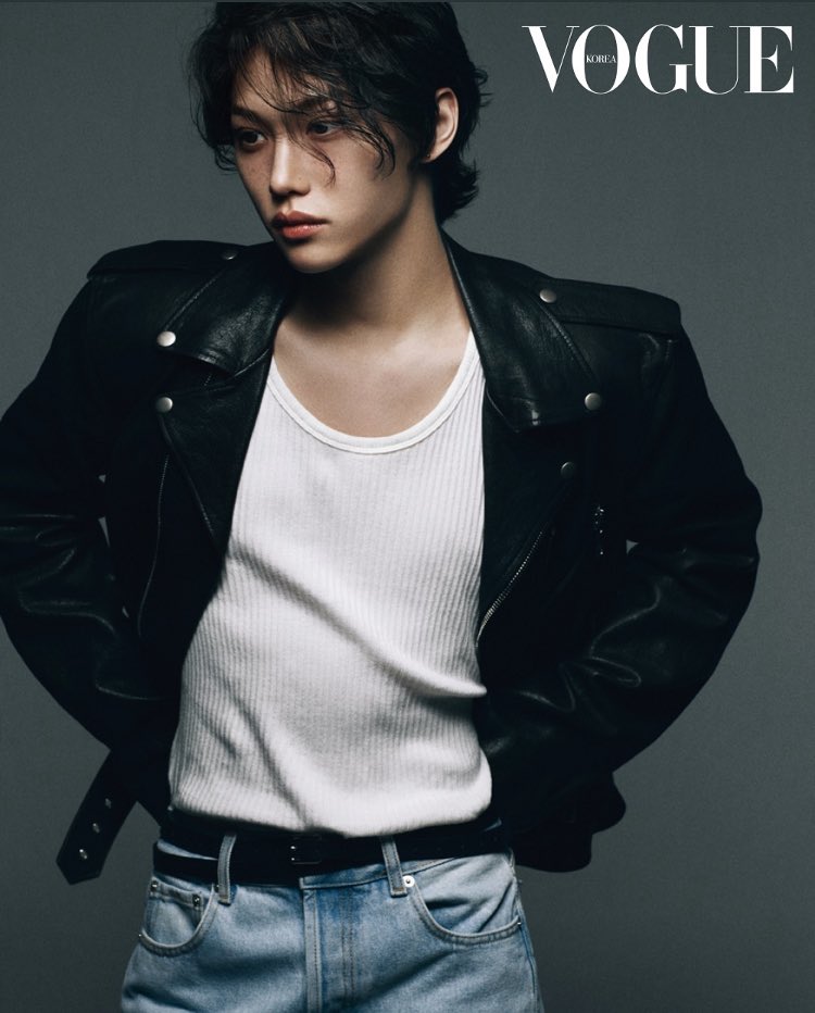 🧭スキズ 雑誌 情報🧭 VOGUEにフィリックスが掲載 📚VOGUE KOREA 2月号