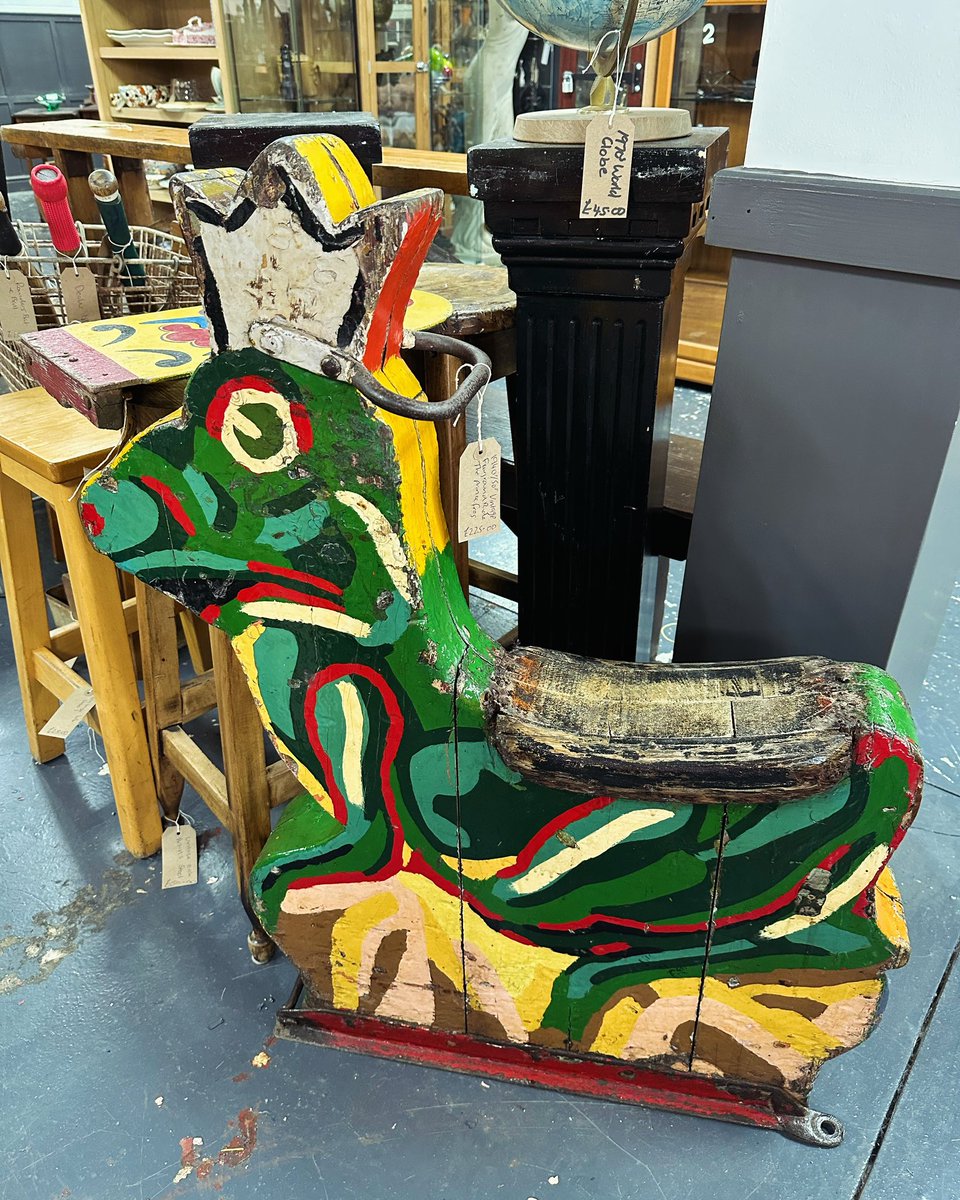 astraantiques's tweet photo. All the fun of the fair …… 
#fairgroundride #frogprince #from #frogride #vintagefairgroundride #astraantiquescentre #hemswell #lincolnshire https://t.co/pYdeHfhLsk