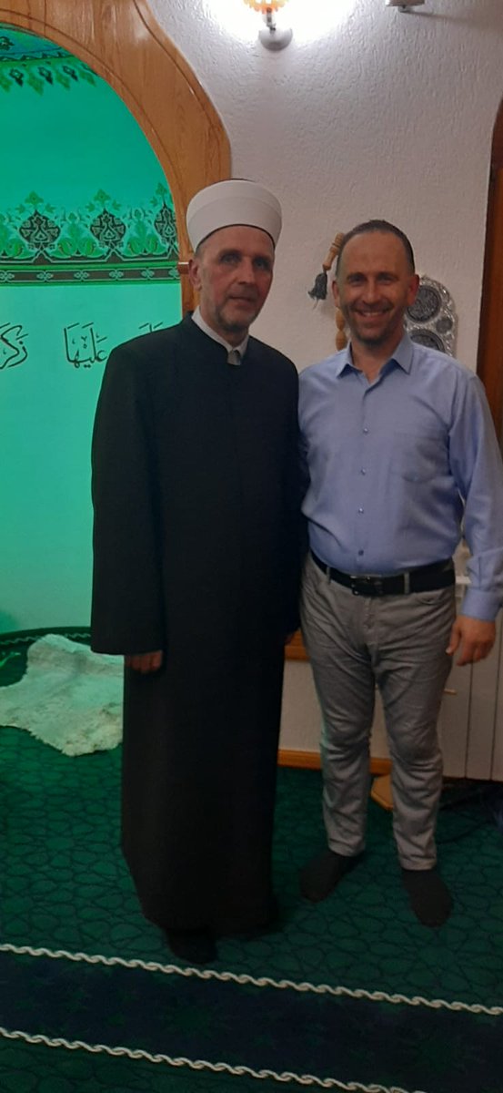 HfzMaid's tweet photo. Moj veliki ahbab glavni imam MIZ Zavidovići Izet ef. Čamdžić. https://t.co/9jS5Ww3MXV