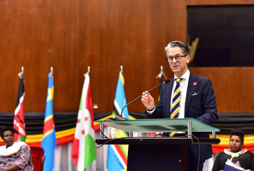 EUinUG's tweet photo. Our Ambassador @JanSadek was delighted today to address international delegates attending the East Africa Trade &amp; Investment Forum happening on the sidelines of the #NAMSummitUg2024. 

He stated that the theme of the forum "encapsulates our shared vision for a prosperous future". https://t.co/kzzKDGn02R
