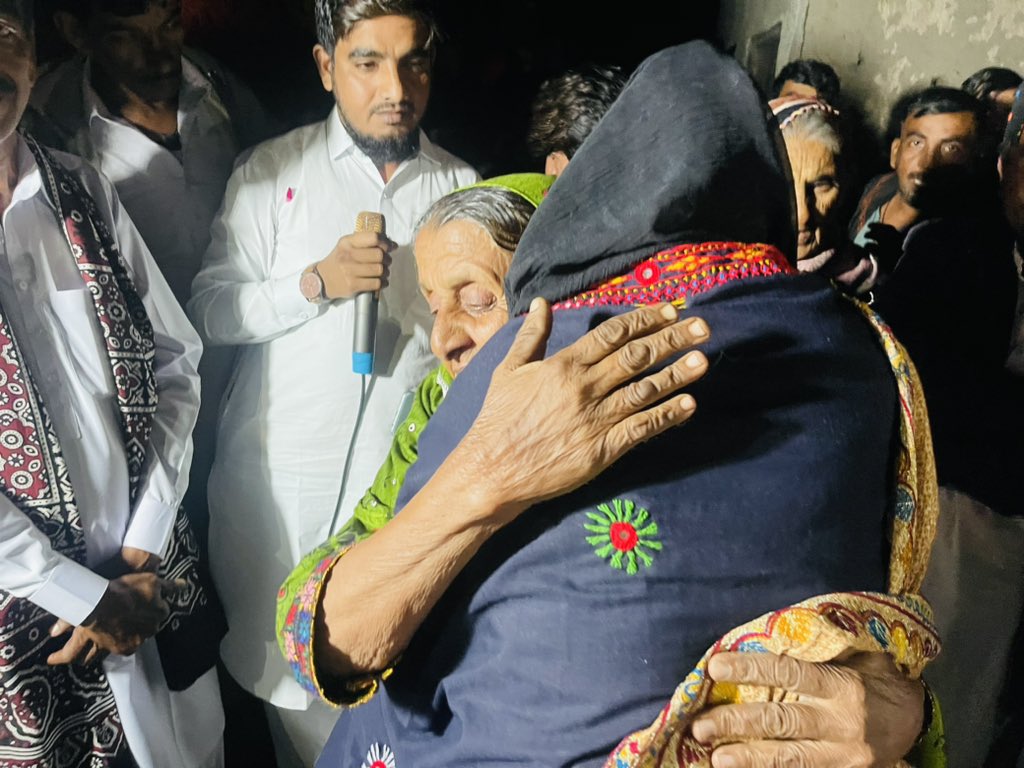 SindhooNawaz's tweet photo. جنگ جنگ جنگ آ
تو سان منھنجي جنگ آ

#PS32
#Vote4SindhuNawaz https://t.co/7ICbbiacd2
