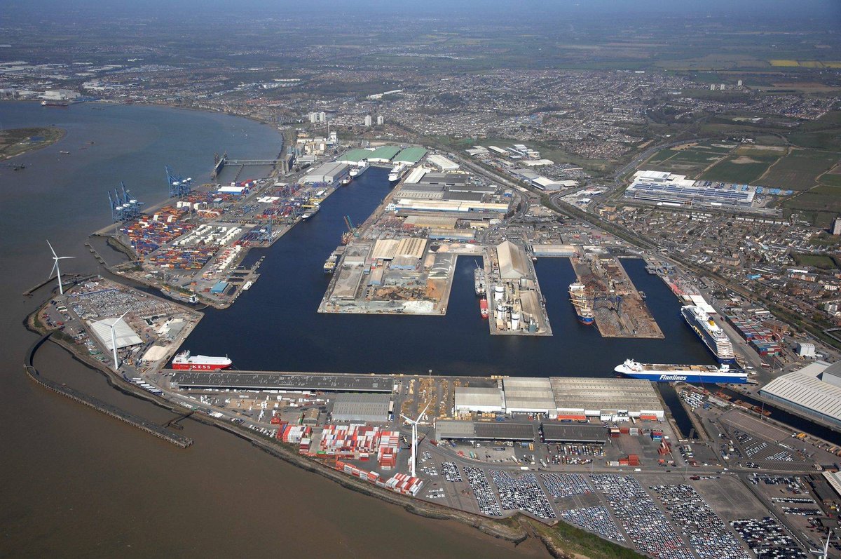 Frontier Agriculture, the UK’s largest #arable marketing business, has extended its agreement to use the deepwater #grain terminal at the Port of Tilbury for a further five years. @FrontierAg @forthports #PortofTilbury

bit.ly/3RYP3yI