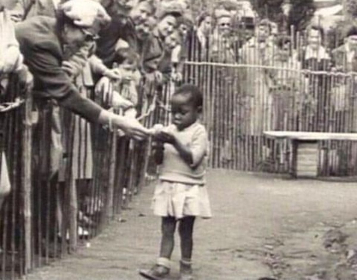 pepe_fgm's tweet photo. African girl in a human zoo, Belgium 1958. https://t.co/GDJxnlW9xB