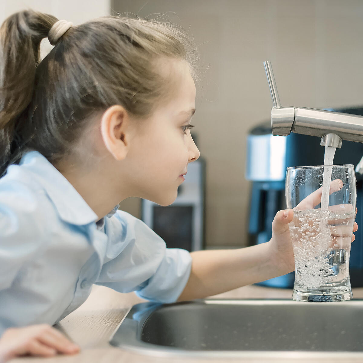 WRcGroup's tweet image. This #TechnicalTuesday, Toxicologist Adeolu Aderemi announces the launch of an expert forum addressing challenges with contaminants, such as PFAS, pharmaceuticals, endocrine disruptors, and microplastics found in drinking water.
Read here: bit.ly/424Ew9N 

#PFAS #TeamWRc