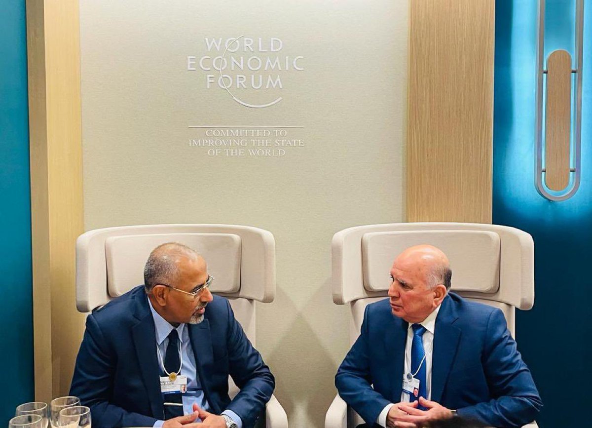 التقيت الرئيس <a href="/AidrosAlzubidi/">عيدروس الزُبيدي - Aidaros Alzubidi</a> رئيس المجلس الانتقالي الجنوبي في #اليمن، على هامش منتدى #دافوس الاقتصادي العالمي <a href="/wef/">World Economic Forum</a>, تباحثنا حول الوضع في اليمن والتوتر الذي تشهده المنطقة، كما تمنينا الاستمرار بالمساعي الحميدة لتحقيق الاستقرار للشعب #اليمني الشقيق. #WEF24