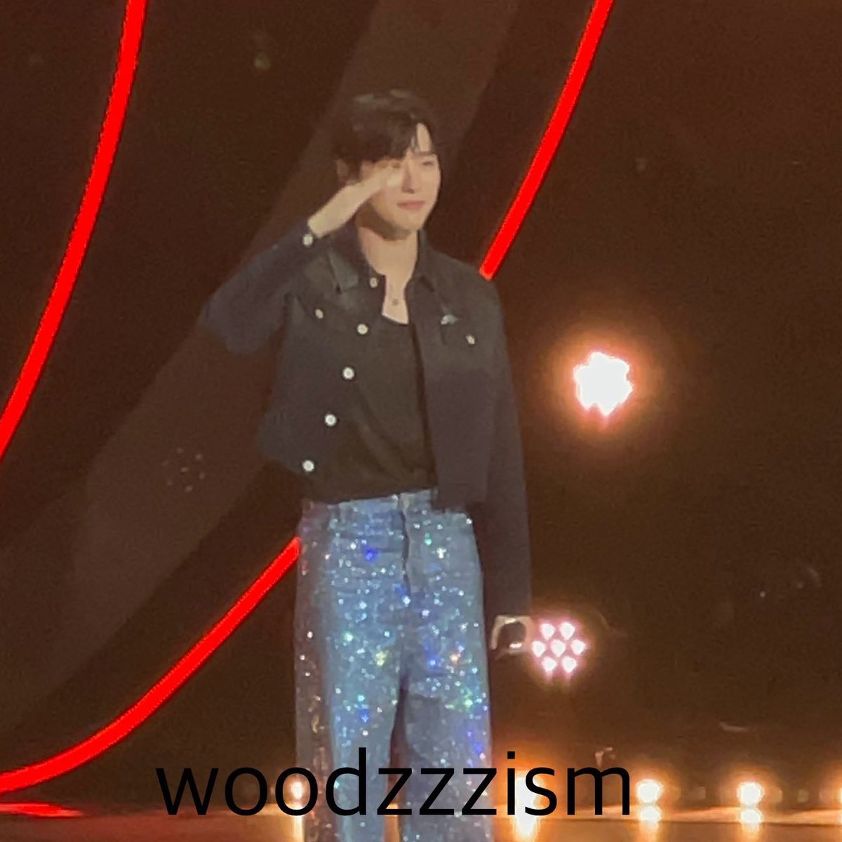 CSY_CoffeeTMI's tweet photo. It’s really happening, is it…😔 #WOODZ https://t.co/oqbb9Aba0S