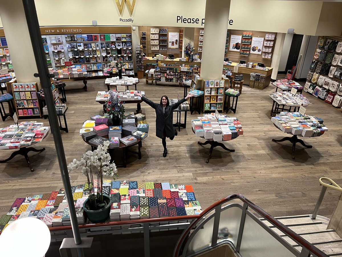 fictionpubteam's tweet photo. Bestselling author of #GirlA @abigailsdean dancing with delight at @WaterstonesPicc!
#DayOne #proofdrop @HarperFiction https://t.co/1NCOahQfNf