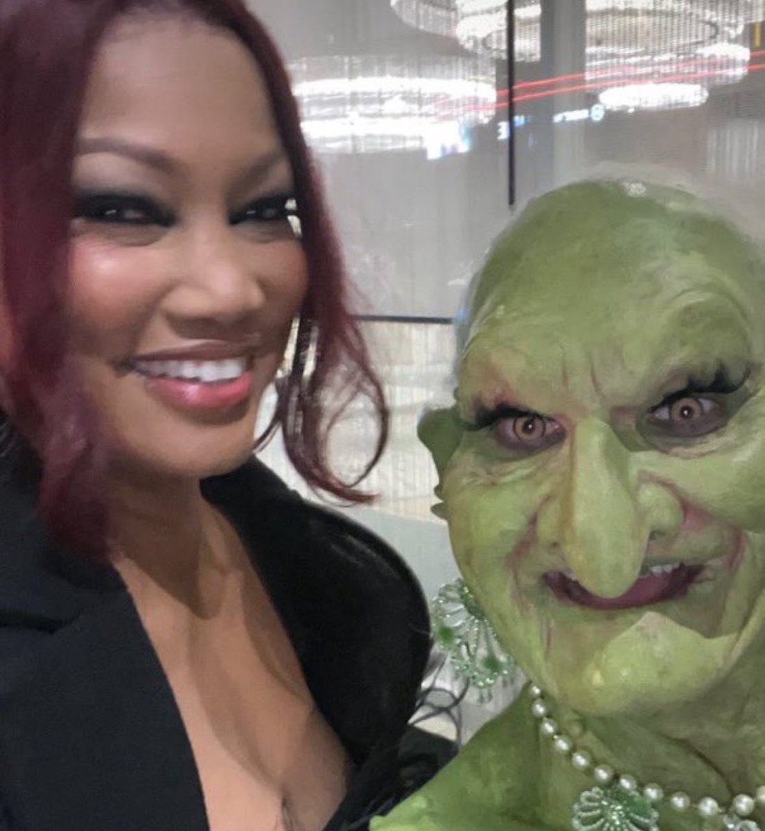 yolanda_parody's tweet photo. Garcelle Beauvais and Sutton Stracke stun at the Emmy’s 😻 https://t.co/kudjDiYUlR