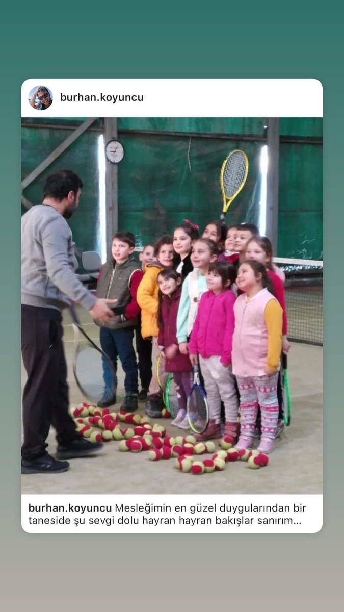 buriiy's tweet image. Mesleğimin en güzel duygularından bir taneside şu sevgi dolu hayran hayran bakışlar sanırım😍🥰💜💙💛 çok seviyorum sizi çocuklarım benim🎾🎾😍🥰💜 #tenis #antrenman #forhand #backhand
