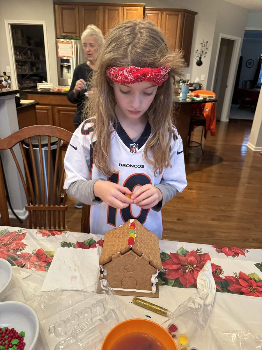 goldlinecards's tweet photo. Happy 8th birthday to @jerryjeudy loving Jesse Winkers biggest fan/collector. 
Taekwondo high purple belt, Girl Scout, softball playing, basketball ballin, dancing queen Claire. 
She loves Pokemon, @OhioStateWBB and Sabrina   Also makes killer French toast
@MrsRebeccaK https://t.co/GRFwucnZNU