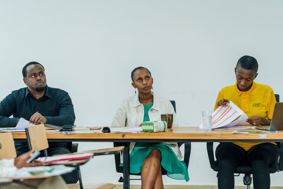 We are in the final stretch of the #LevelUpYourBiz and the finalists are on high alert! Yesterday at <a href="/InkomokoRwanda/">Inkomoko Rwanda</a> offices, the 6⃣ finalists polished and presented their best pitches for their business. The judges are now left with a difficult but important decision to announce