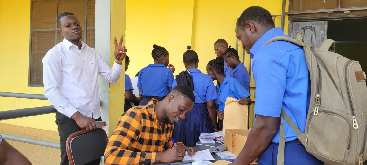 AbeticoeGH's tweet photo. All smiles and awe as we receive the fresh batch to the Only College on the Ridge
#ABETICOE https://t.co/k7BfNwJkdF