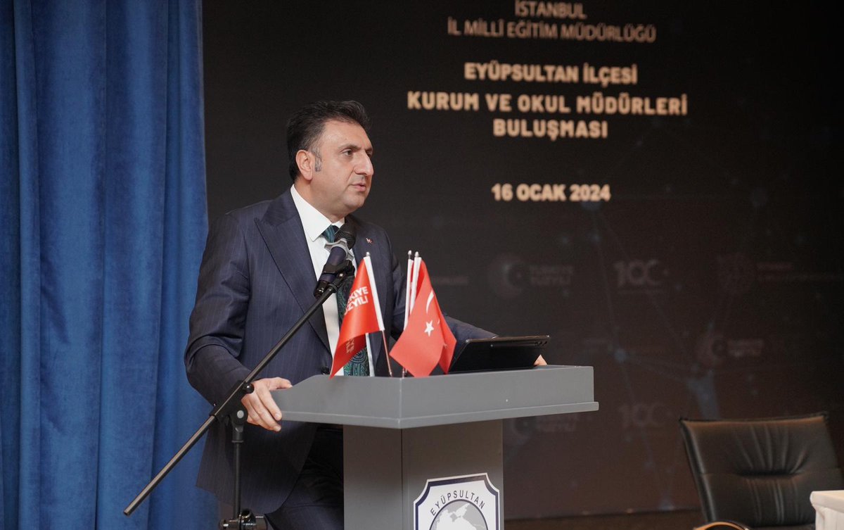 istanbulilmem's tweet photo. ✨İl Millî Eğitim Müdürümüz Doç. Dr. Murat Mücahit Yentür'ün başkanlığında gerçekleşen "Okul ve Kurum Müdürleri Buluşmaları"nın yirmi dördüncüsü Eyüpsultan ilçemizde yapıldı.

@tcmeb @Yusuf__Tekin
@MucahitYentur https://t.co/ASwJ1ZGZfe