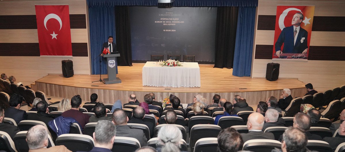 istanbulilmem's tweet photo. ✨İl Millî Eğitim Müdürümüz Doç. Dr. Murat Mücahit Yentür'ün başkanlığında gerçekleşen "Okul ve Kurum Müdürleri Buluşmaları"nın yirmi dördüncüsü Eyüpsultan ilçemizde yapıldı.

@tcmeb @Yusuf__Tekin
@MucahitYentur https://t.co/ASwJ1ZGZfe