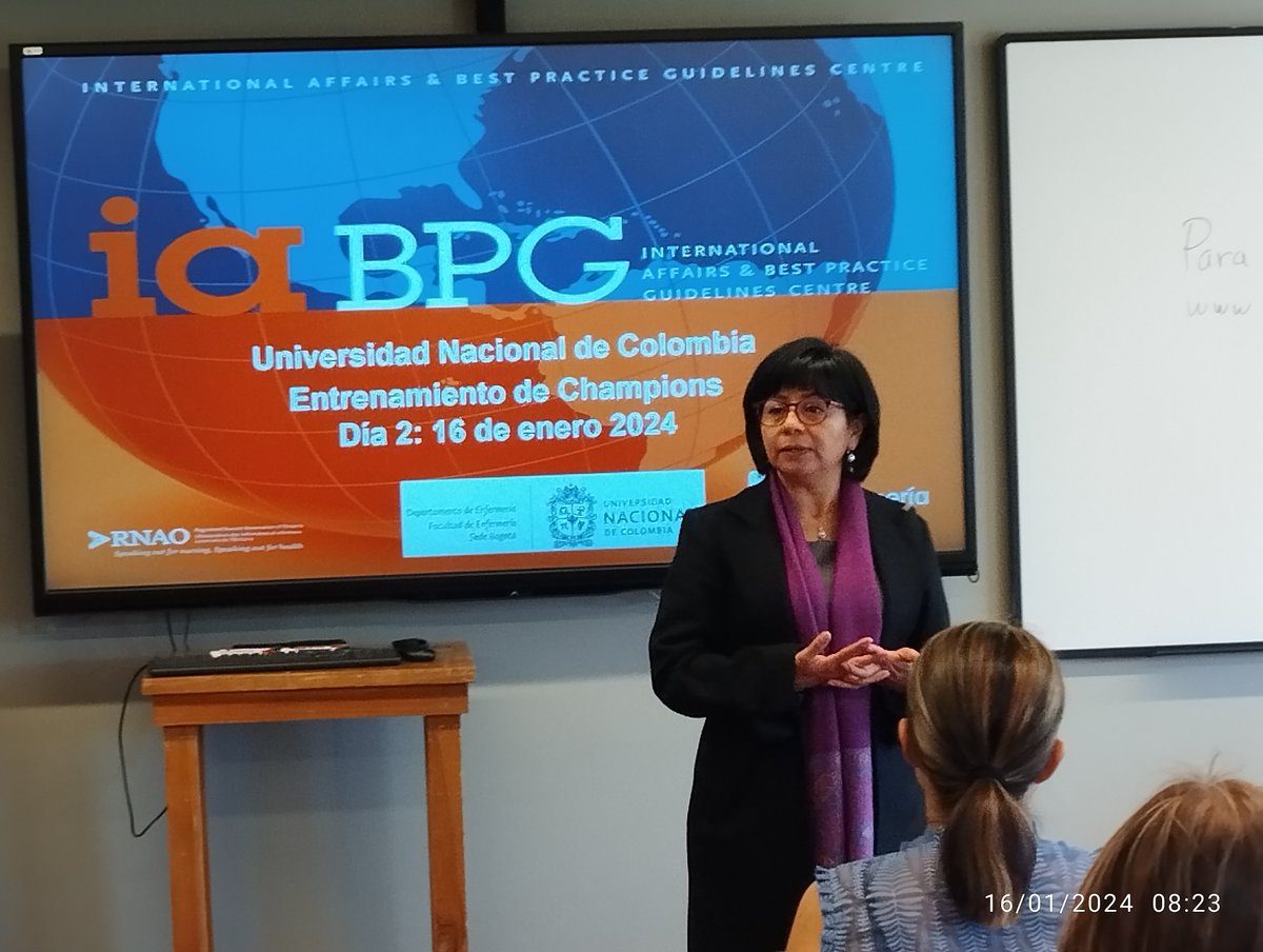 elizvaro's tweet photo. La Dirección de talento humano de @MinSaludCol presente en la capacitación de la @EnfermeriaUNAL1  en #BPSO de la @RNAO @bpso_unab @dorisg https://t.co/QOvNykZ8Us