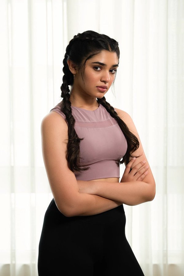 GD97CWEaYAAEFk8?format=jpg&name=900x900