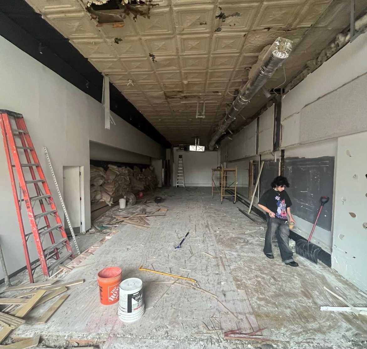 Shtreetwear's tweet photo. Half Evil Teases That Their New Chicago Store Is Opening Next To Supreme https://t.co/9PbsfEDdjo