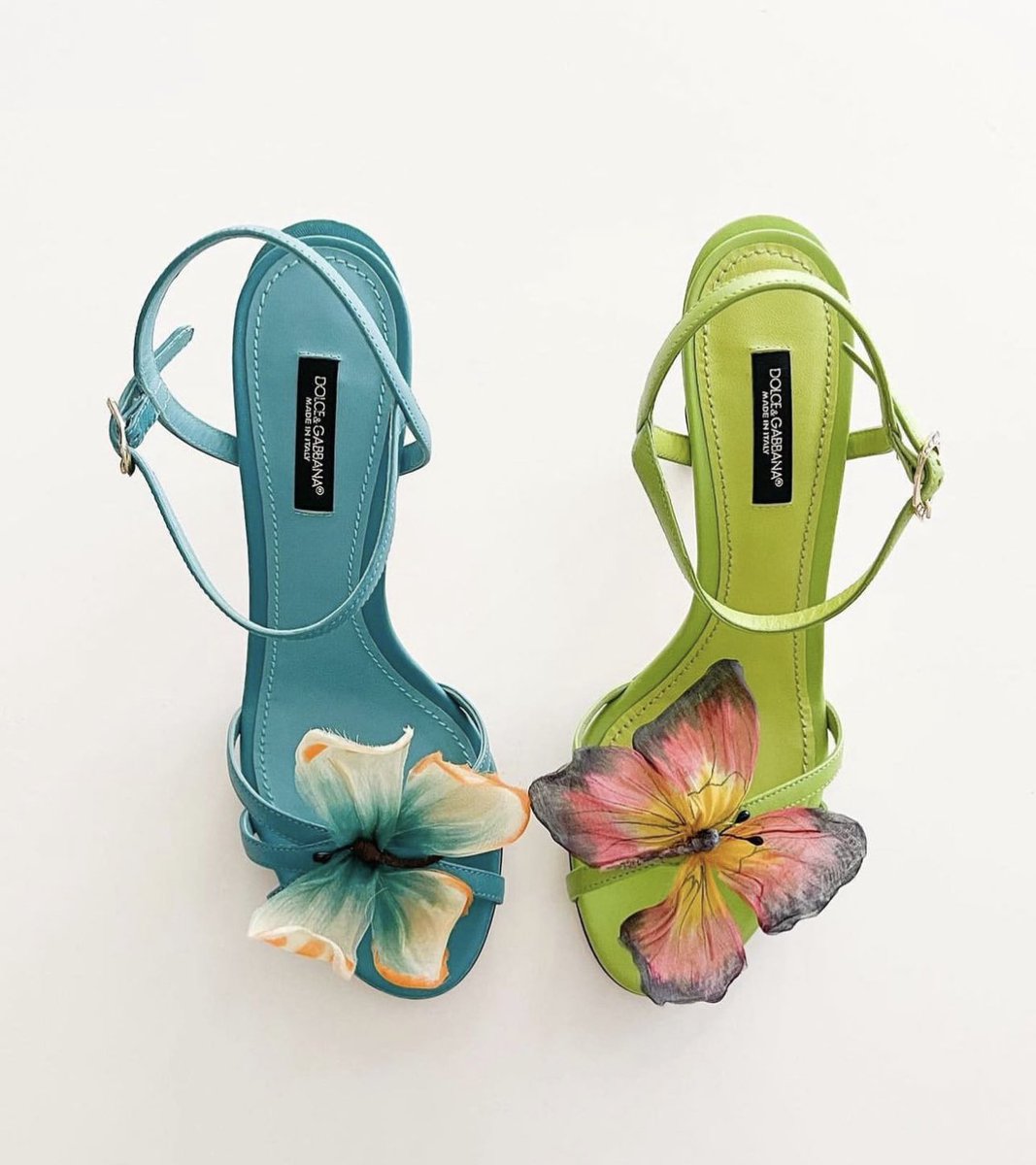 ArtCelineLove's tweet photo. obsessed with these dolce and gabbana heels https://t.co/GL2d1B51SL