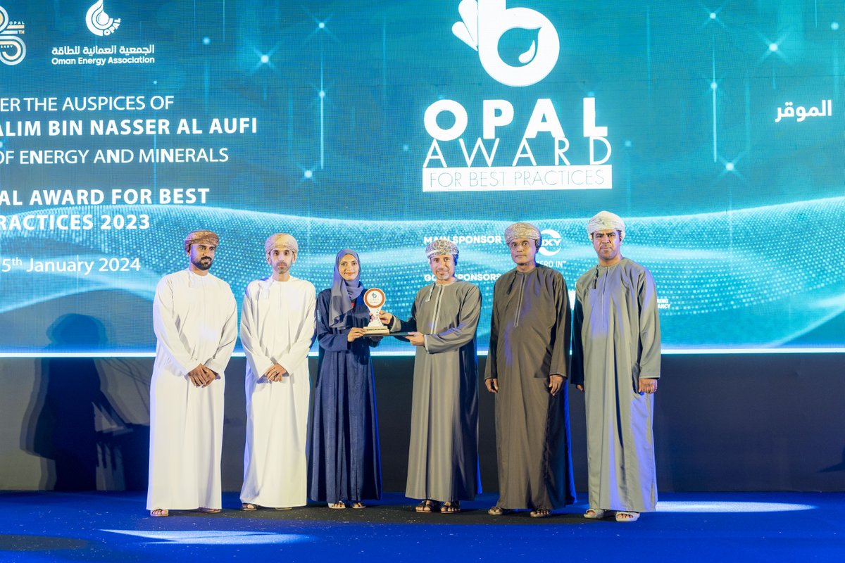 bp_Oman's tweet photo. @opal_oman بينما جاءت الجائزة الثالثة لمشروع (إعادة تدوير مخلفات سوائل الحفر) والجائزة الرابعة لمشروع (إنتاج الطاقة من الوقود الحيوي) ضمن مبادرات الشركة لحماية البيئة. نبارك لكم هذا الإنجاز https://t.co/zodeiJUZEy