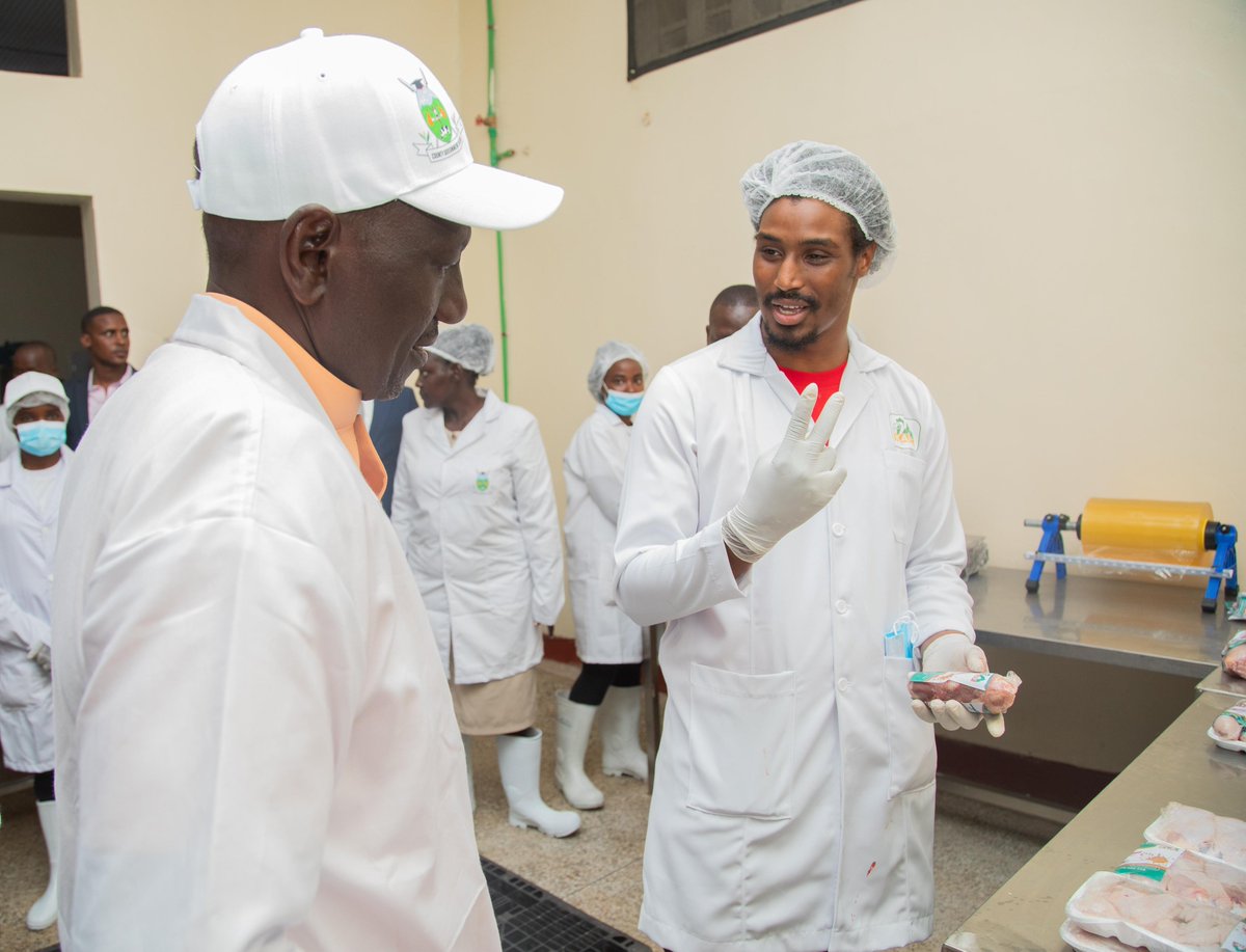 WilliamsRuto's tweet photo. In Emgwen, Nandi County, commissioned the Nandi Poultry Processing Plant that will handle more than 5,000 birds a day, employing at least 500 people. https://t.co/lPZfjMsfih