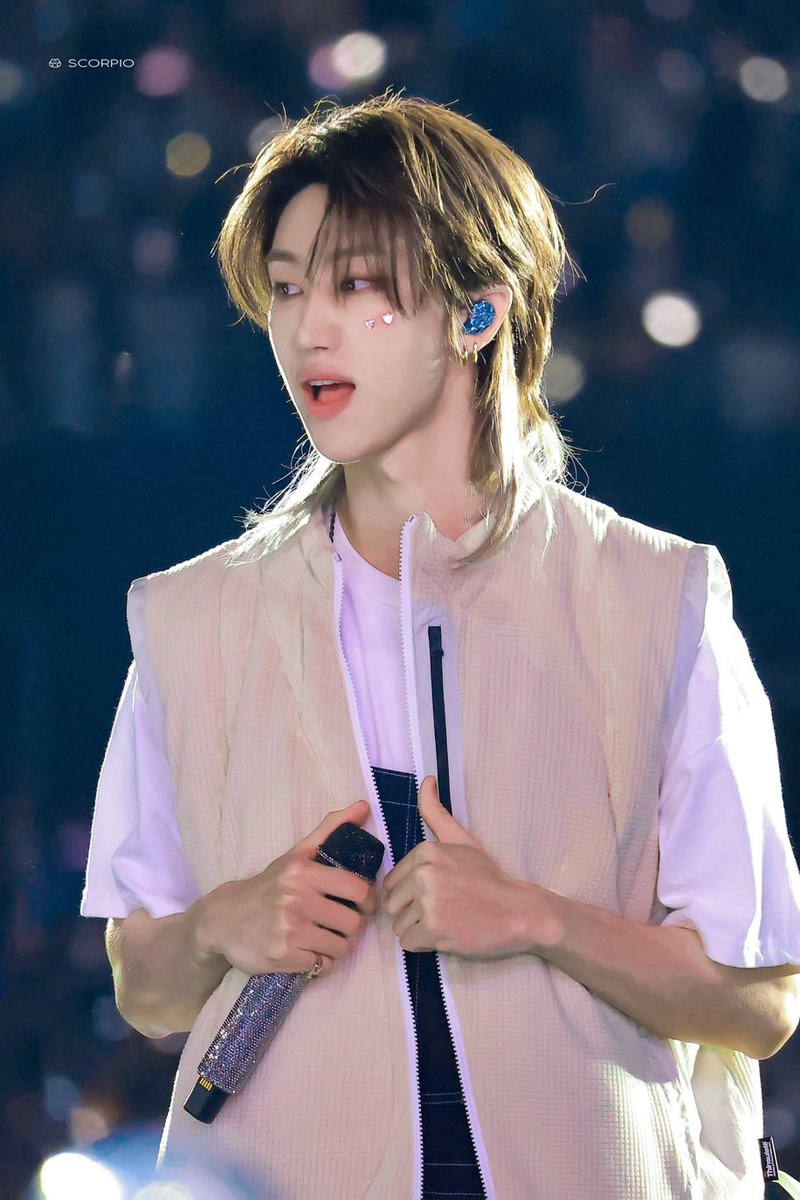 xmhjy's tweet photo. a reminder that minghao is indeed the prettiest pretty to ever pretty https://t.co/A1PX3x5eoO