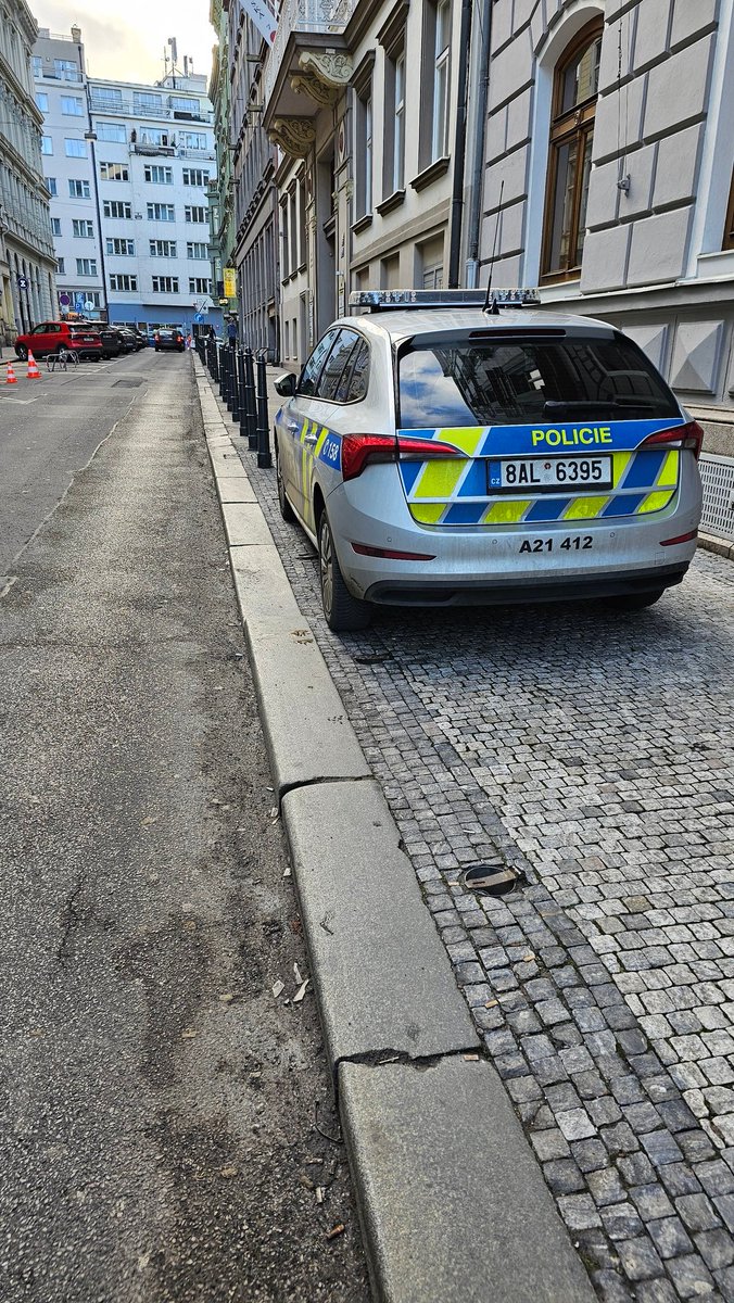 Juraj Atlas tweet media