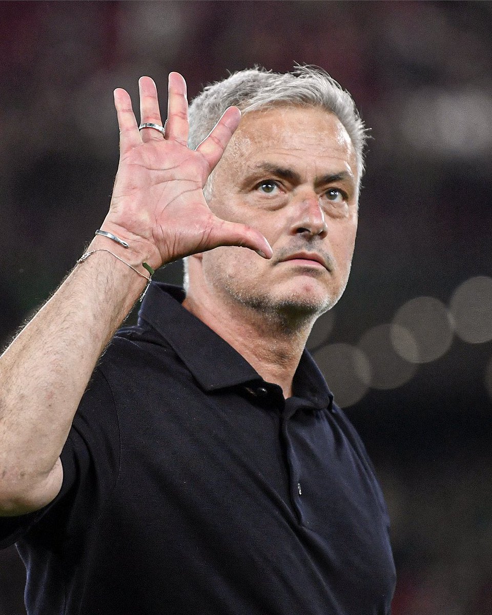 🚨 BREAKING NEWS🚨

José Mourinho and AS Roma part ways with immediate effect😯

Via: <a href="/FabrizioRomano/">Fabrizio Romano</a>