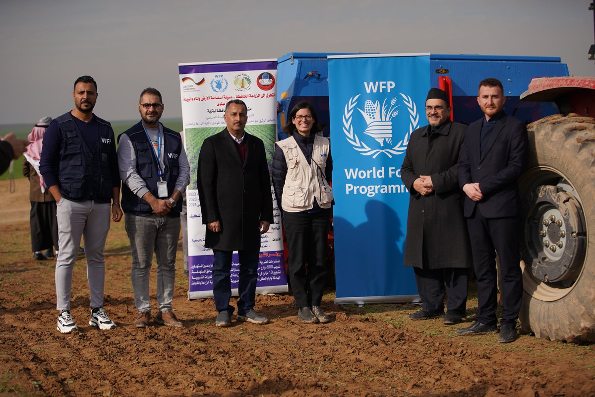 WFP_Iraq's tweet photo. 🌱 تمكين مزارعي نينوى! 🚜 يقوم @WFP ، بالتعاون مع الشركاء المحليين وتمويل @BMZ_Bund ، بتدريب اكثر من 500 مزارع من أصاحب الأراضي الصغيرة  للمحافظة على الزراعة والري الحديث.

الأهداف:

🫘 تعزيز الأمن الغذائي

🐦 الحفاظ على التنوع البيولوجي

🌍التصدي لتغير المناخ https://t.co/b7LQ8kodYI