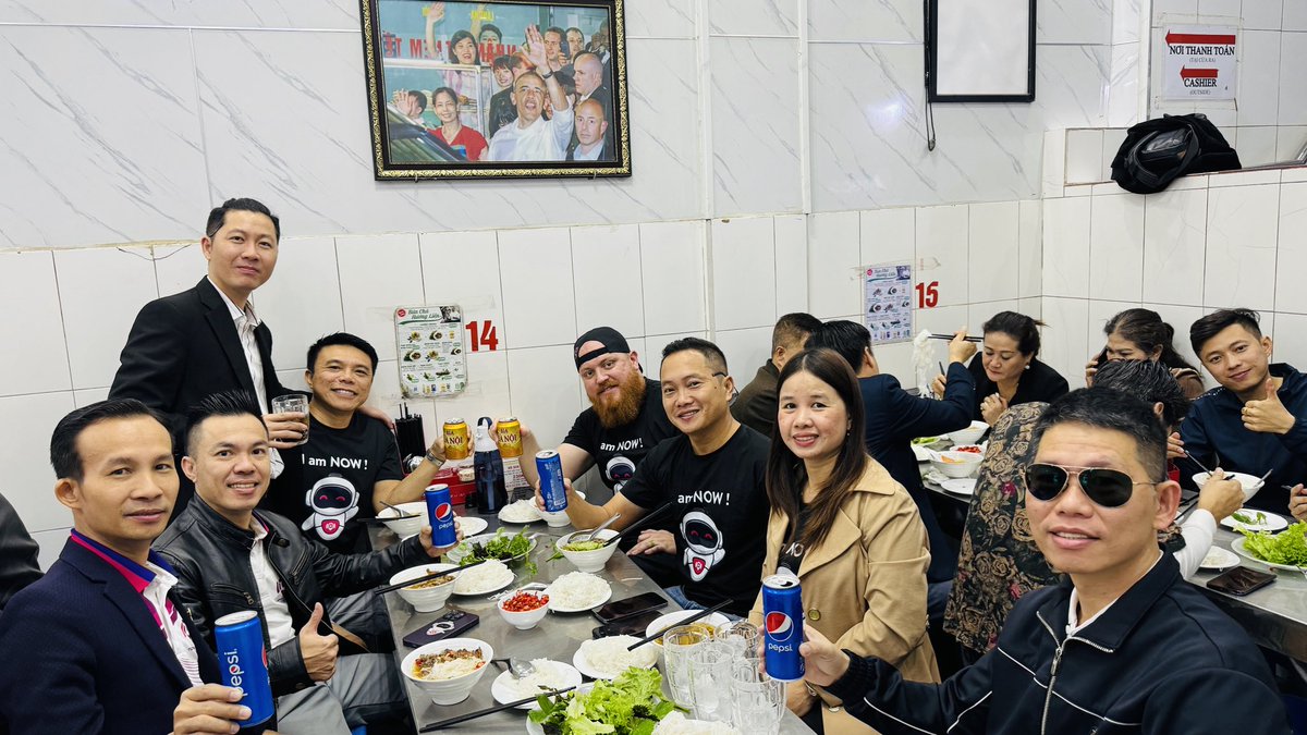 tle360's tweet photo. Enjoying some delicious food at Bun Cha Lien Huong Hanoi. #Obama and #AnthonyBourdain were here. Great food. Great time. Excellent team. NOW!
#iamnow #toearnnow #2024 https://t.co/JO5pAqtyKh