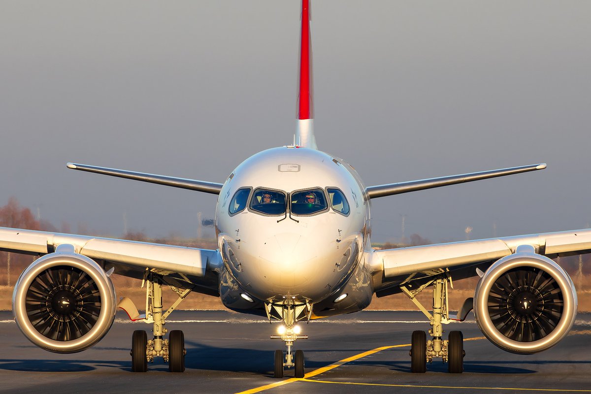 AviationNetwork's tweet photo. Swiss is hiring type-rated or #nontyperated First Officers on Airbus A220/A320 to be based in Zürich, Switzerland. Visit https://t.co/mgnfznK2LQ to apply.
Photo Credit: Luca Radulescu
#Swiss #PilotJobs #A220 #Jet #Vacancy #CrewLife #Travelling #Switzerland https://t.co/HvEOTAaBbz