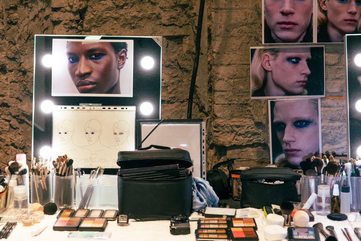Makeupforever's tweet photo. #HotFromTheRunway Backstage at ACHILLES ION GABRIEL FW24 show with lead MUA Karin Westerlund using MAKE UP FOR EVER.

#MAKEUPFOREVER https://t.co/bFVUHBi8MQ