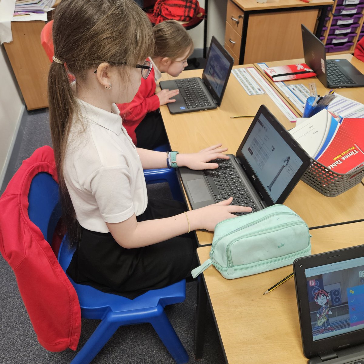 Class 2 tweet media