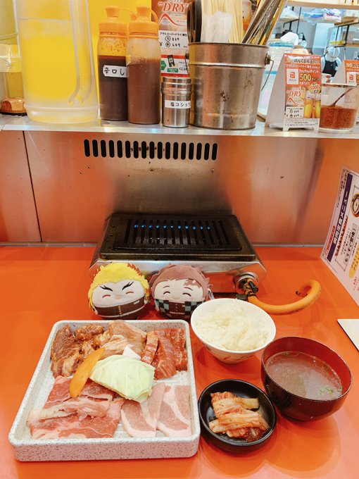 「複数の男性 麺」のTwitter画像/イラスト(新着)