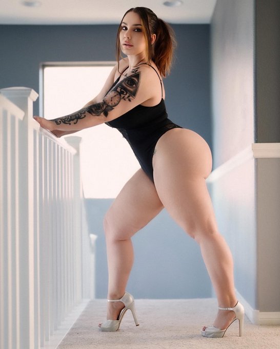 You can watch me, mock me, block me, or join me.. what you can&rsquo;t do is stop me 😌 and that&rsquo;s facts https://t