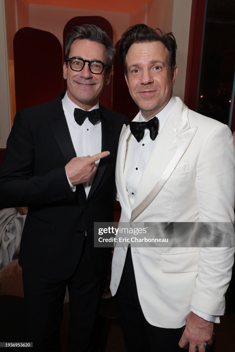 SudeikisNews's tweet photo. 📸 | jason sudeikis with john hamm and hannah waddingham at the apple tv+ emmy awards after-party https://t.co/Mlb1k7uVvH