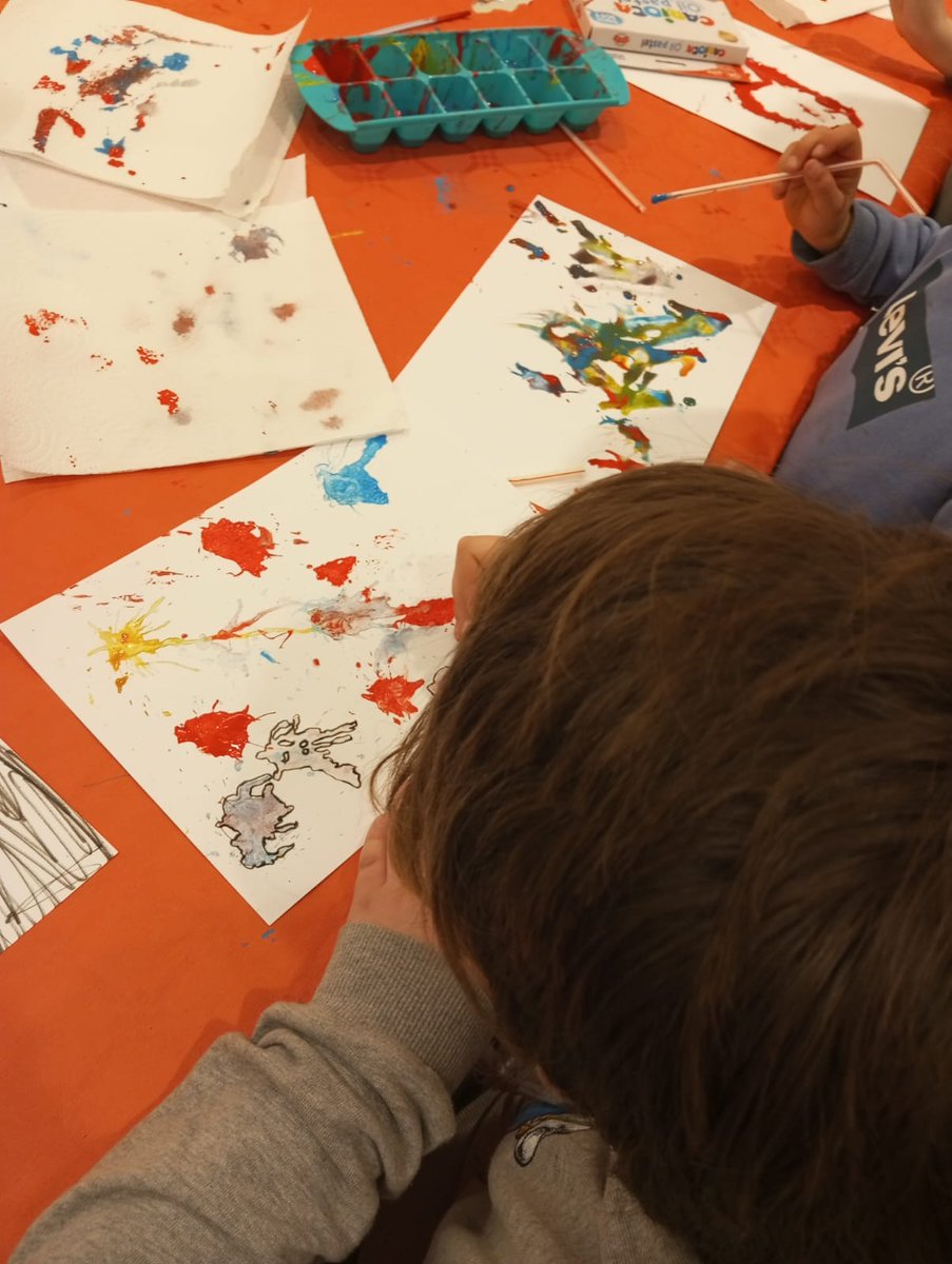 MN4CC's tweet photo. ¡Qué bien se lo pasaron los peques el pasado sábado en el taller de monstruos de colores de #MN4Kids!👾 https://t.co/rt0twVYNkC