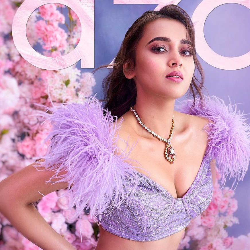 GD9JAKpaYAAj8ir?format=jpg&name=900x900