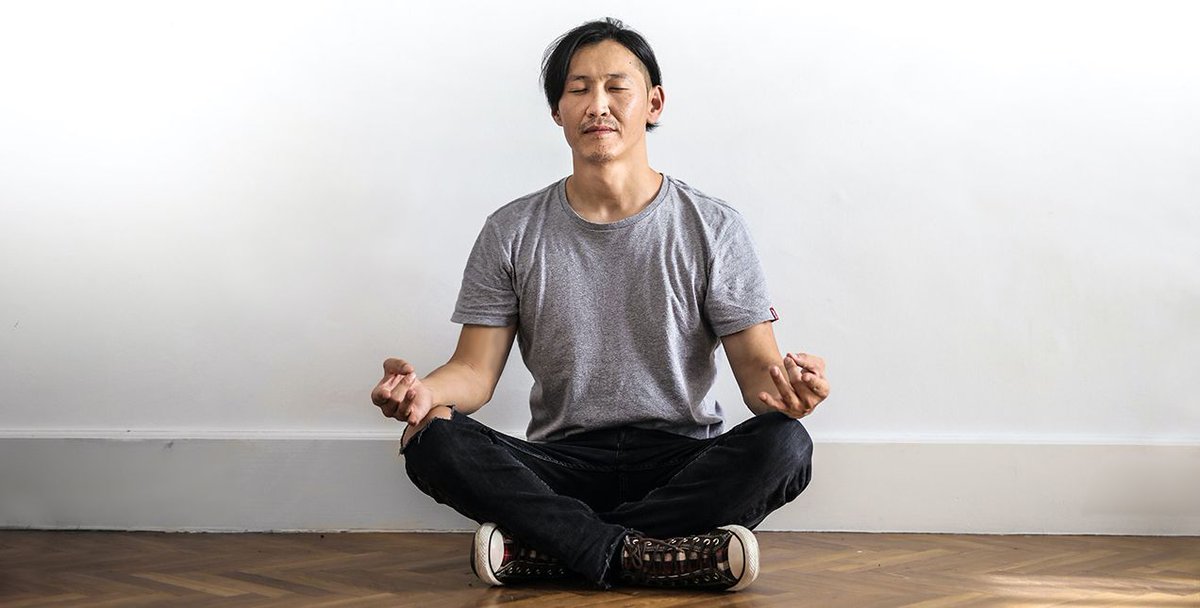 Meditation ist nicht, wenn wir sitzen, Meditation ist, warum wir sitzen. Meditation ist eine zeitlose Qualität, die größer ist als mein Leben. Heute, am 16. Jan. um 21 Uhr, findet wieder die globale Download-Meditation statt. thomashuebl.com/events/global-…
#Meditation #global
