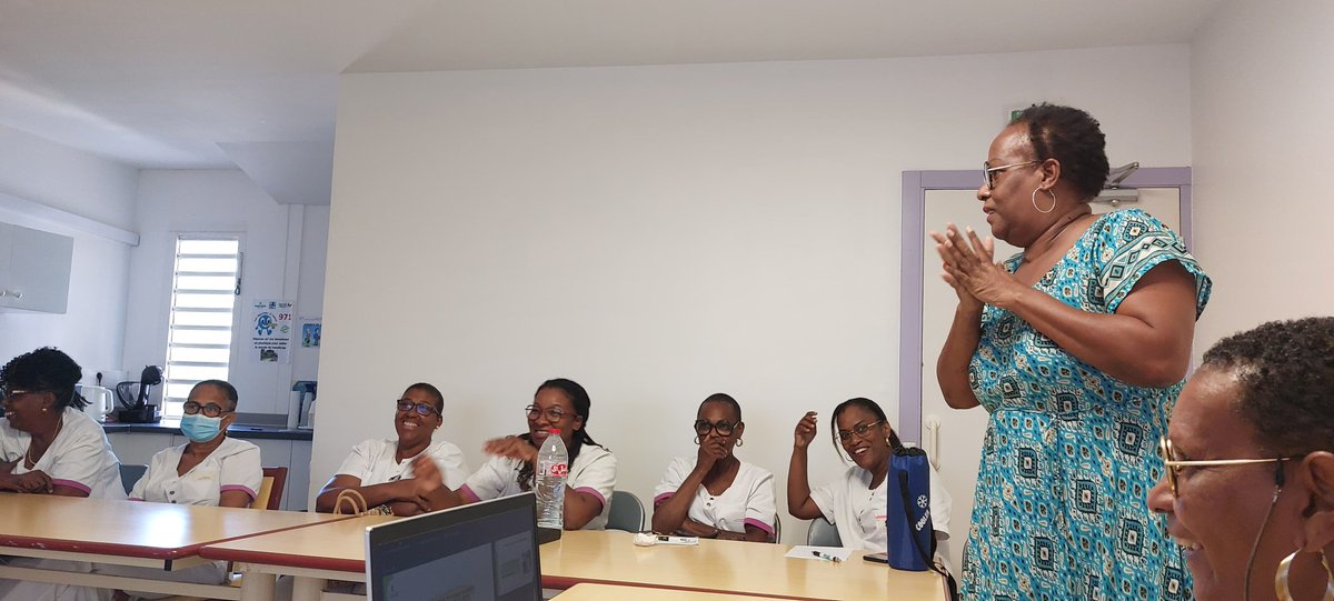 dap971's tweet photo. La Direction de la Retraite et des Données Sociales et le Service Action Sociale Vieillesse de la CGSS de Guadeloupe et de Saint-Martin ont informé les salariés de la @cliniquelaviolette sur la #retraite et les aides disponibles.

#accompagnement #cgss971 #prévention #guadeloupe https://t.co/13OLkYnxth