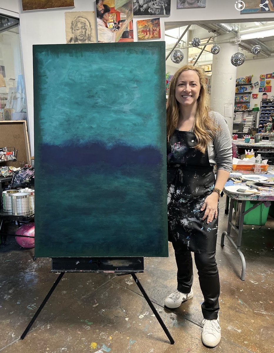 The amazing sense of accomplishment when you finish! Brava to this talented adult student and isn't  this abstract painting beautiful?
creativelywildartstudio.com/adult-art-clas…

#CreativelyWild #PaintingClassesforAdults #ArtStudio #DUMBOBrooklyn #ArtClassesnearme #BrooklynPaintandSip #art