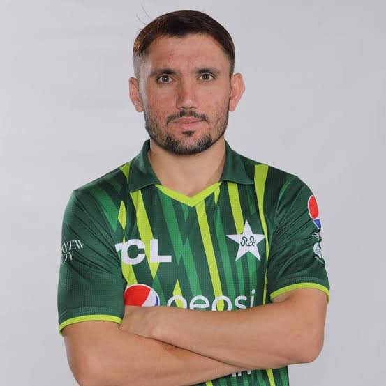 Exciting news! Zaman Khan joins Team Pakistan for the third T20 against New Zealand. Wishing him the best of luck! 🏏🇵🇰 #PAKvNZ #ZamanKhan