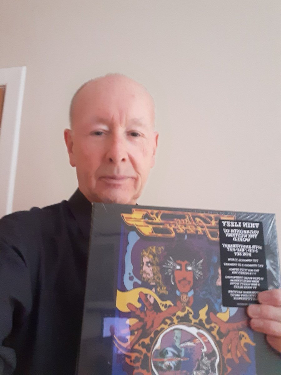 Brian Downey proudly shows off his copy of the Vagabonds 3CD+bluray box set. Order yours now decca.lnk.to/VOTWW
