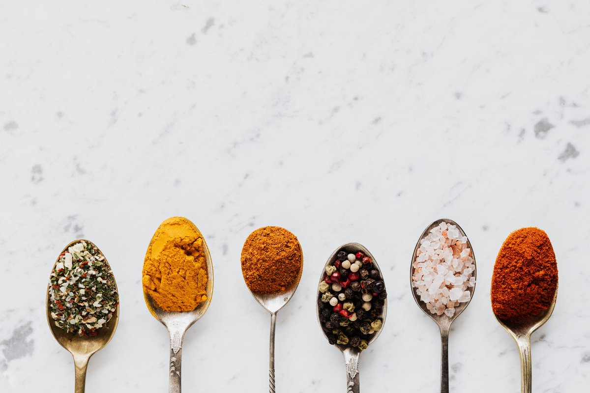krazecuisine's tweet photo. Embark on a flavor journey with our exclusive spice guide! πΆοΈπ Swipe to explore the world of spices, their unique profiles, and how to master the art of seasoning. Elevate your dishes and surprise your taste buds! Which spice is your kitchen essential? Share below! #SpiceGuide https://t.co/cCrL3uQeGx